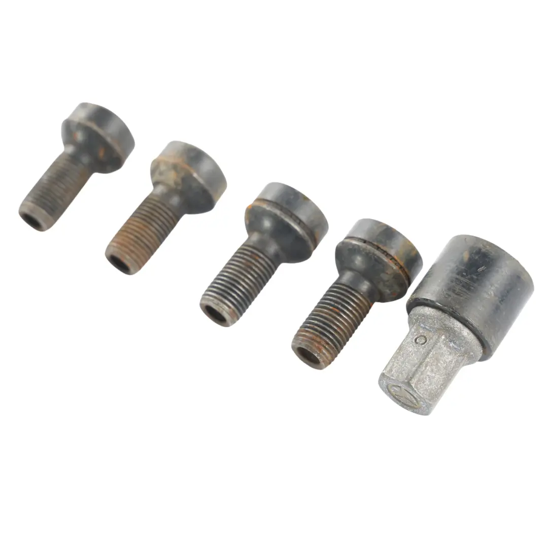 Mercedes W176 Set Bulloni Antifurto Ruote Lega Anteriore Posteriore - SKU A0019901607-10 - Numero di parte A0019901607