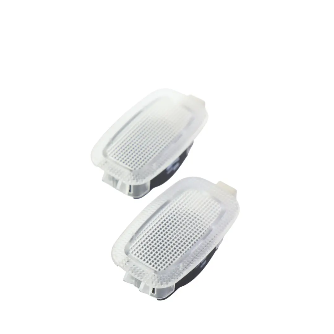 Mercedes W204 W207 A207 C207 W212 Luz Interior Lámpara Blanca Set - SKU A0028202101-2 - Número de pieza A0028202101