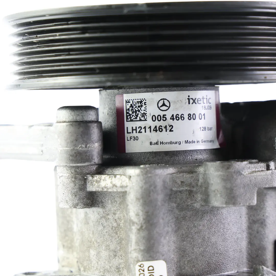 Pompe Hydraulique Direction Assistée pour Mercedes W204 C207 à propos du numéro de pièce A0054668001 Mercedes W204 C207 Pompe Hydraulique Direction Assistée - SKU A0054668001 - Numéro de pièce A0054668001