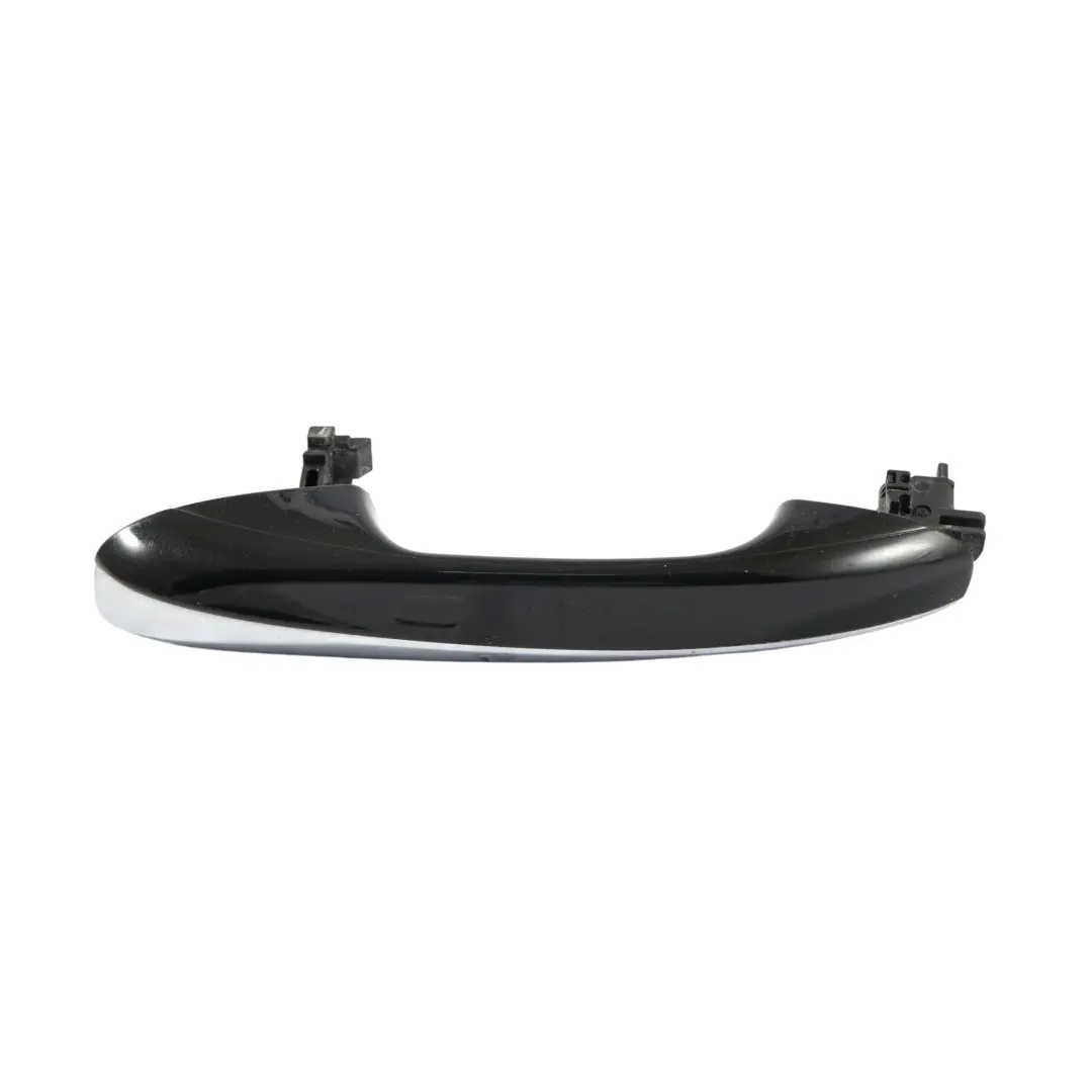 Maniglia Porta Posteriore Nera/Argento Sinistra per Mercedes W205 con numero di parte A0997605501 Mercedes W205 Maniglia Porta Posteriore Nera/Argento Sinistra - SKU A0997605501-BLA - Numero di parte A0997605501