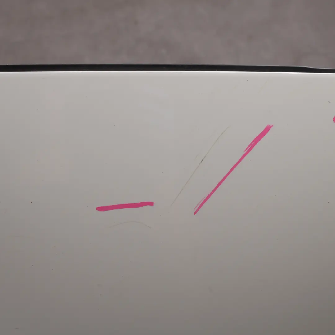 Portellone posteriore bagagliaio spoiler Bianco Calcite - 650 per Mercedes CLA X117 con numero di parte A1177900200 Mercedes CLA X117 Portellone posteriore bagagliaio spoiler Bianco Calcite - 650 - SKU A1177900200-CW - Numero di parte A1177900200
