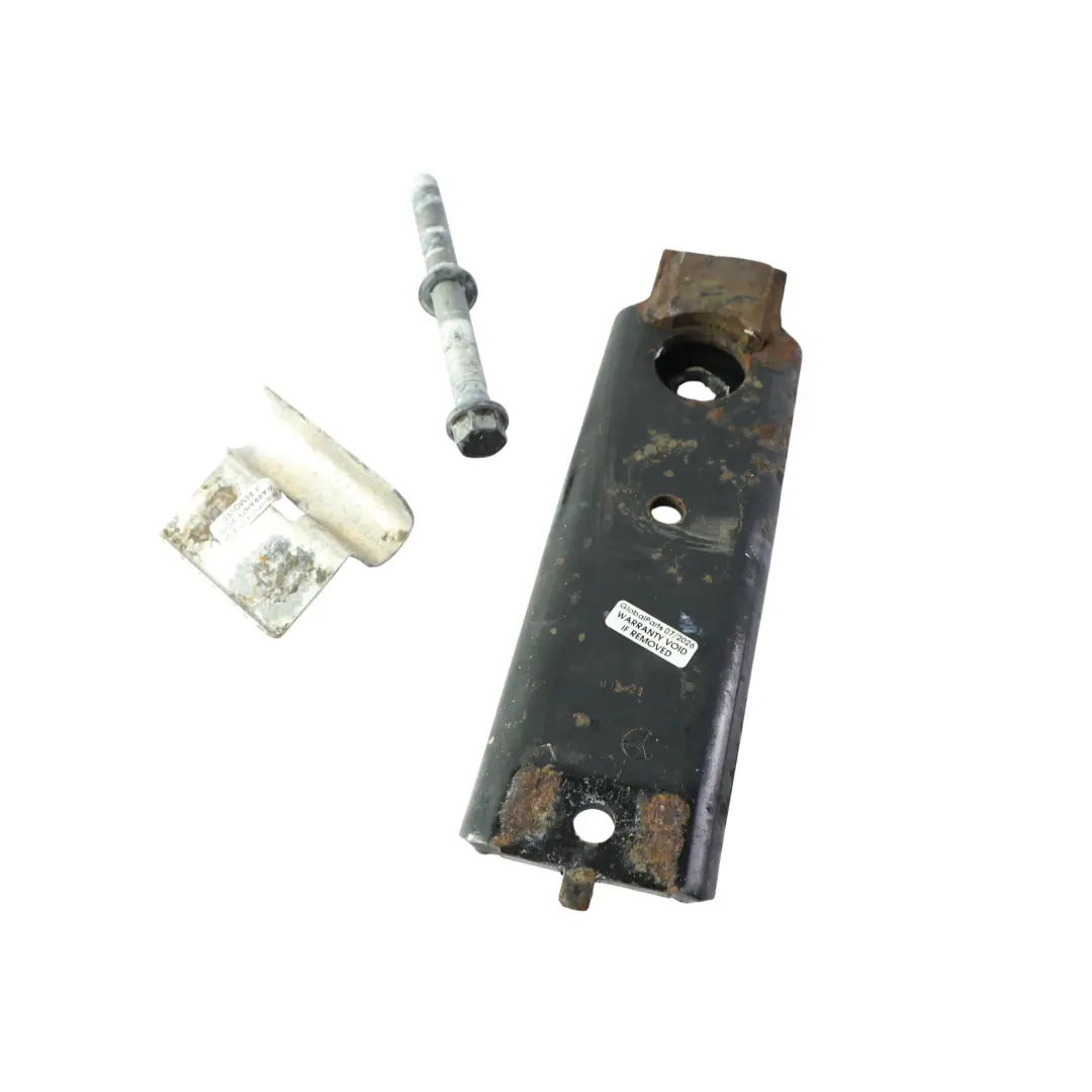 Front Axle Stabilizer Torsion Bar Mount Right O/S to Mercedes W163 with Part number A1633200173 Mercedes W163 Front Axle Stabilizer Torsion Bar Mount Right O/S - SKU A1633200173 - Part number A1633200173