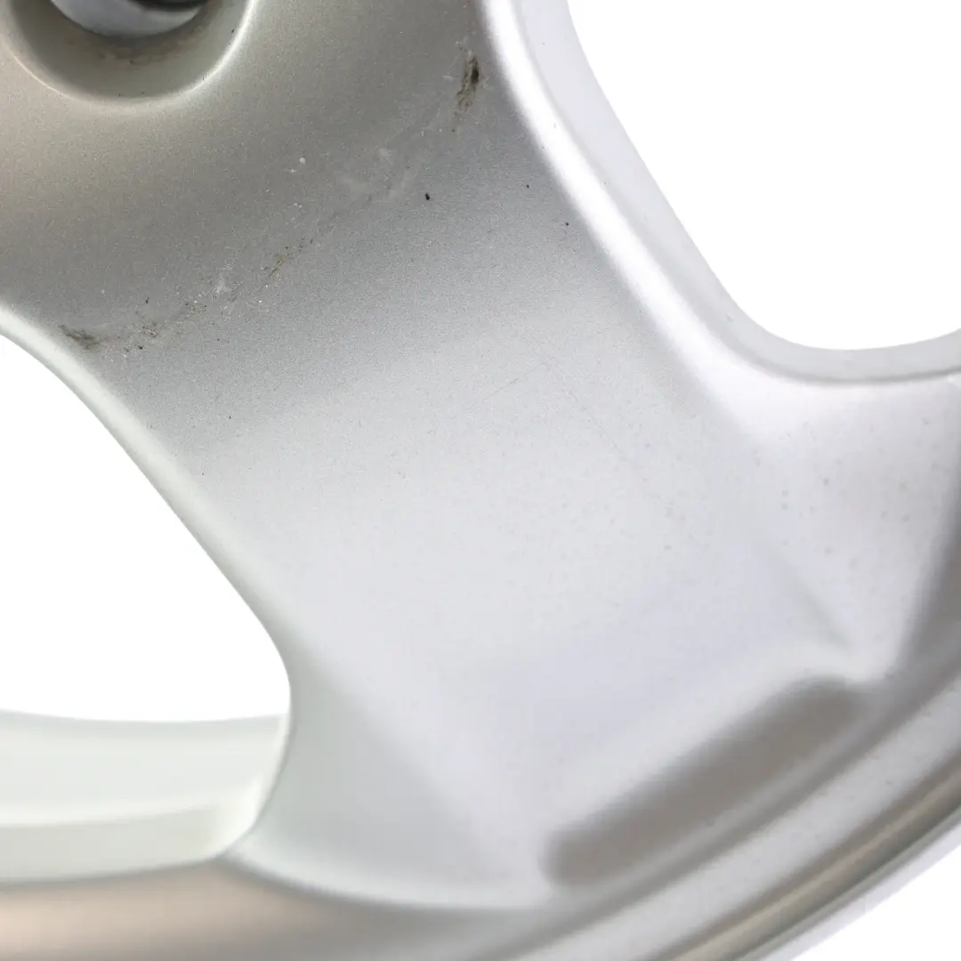 jante alliage argent 17" 8J ET:52 pour Mercedes ML W163 à propos du numéro de pièce A1634012602 Mercedes ML W163 jante alliage argent 17" 8J ET:52 - SKU A1634012602-1 - Numéro de pièce A1634012602