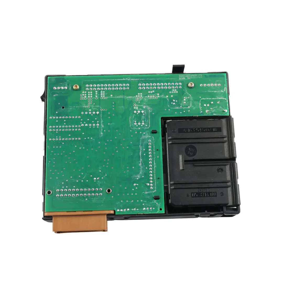 FBS Switch Keyless Entry Module Control Unit ECU to Mercedes W163 with Part number A1635450716 Mercedes W163 FBS Switch Keyless Entry Module Control Unit ECU - SKU A1635450716 - Part number A1635450716