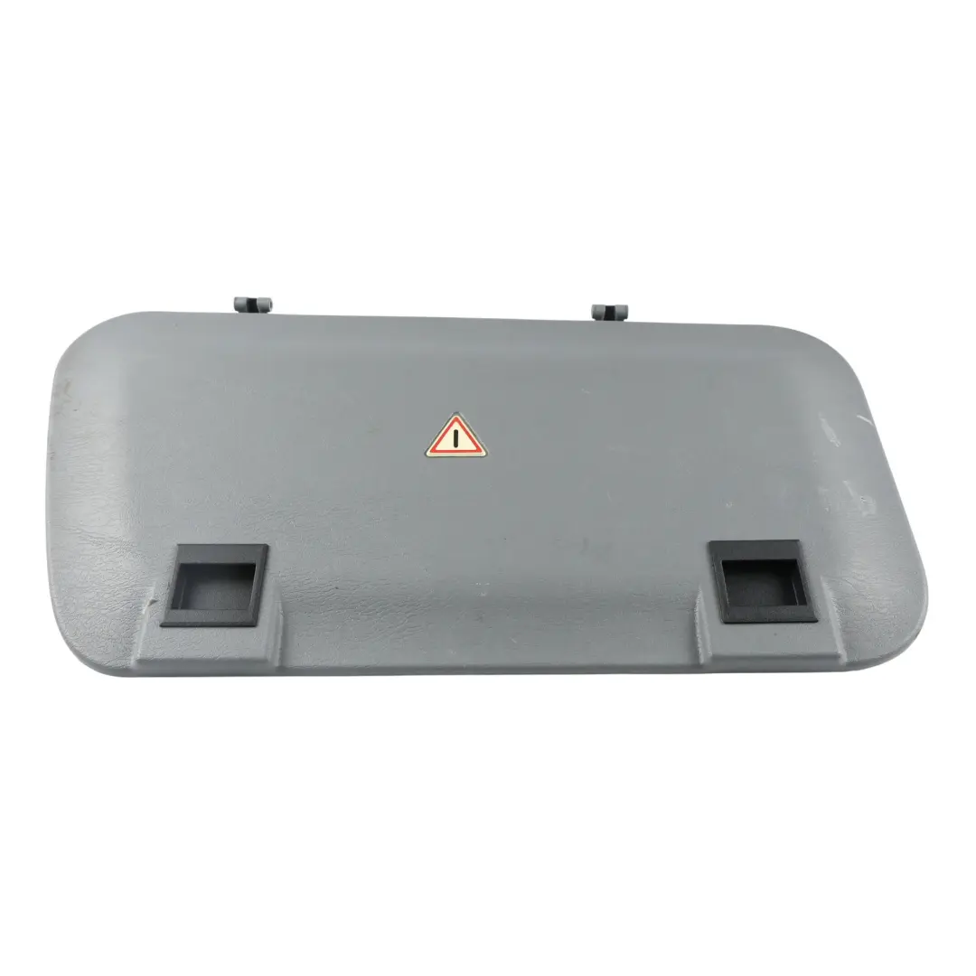 Osłona Panelu Klapy Bagażnika do Mercedes ML W163 o numerze A1637163380 Mercedes ML W163 Osłona Panelu Klapy Bagażnika - SKU A1637163380-1 - Numer Części A1637163380
