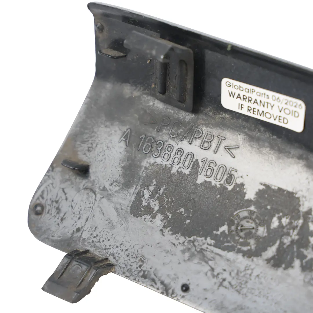 Abdeckung Anhängerkupplung Rechts Tansanitblau für Mercedes ML W163 mit Teilenummer A1638801605 Mercedes ML W163 Abdeckung Anhängerkupplung Rechts Tansanitblau - SKU A1638801605-TB - Teilenummer A1638801605