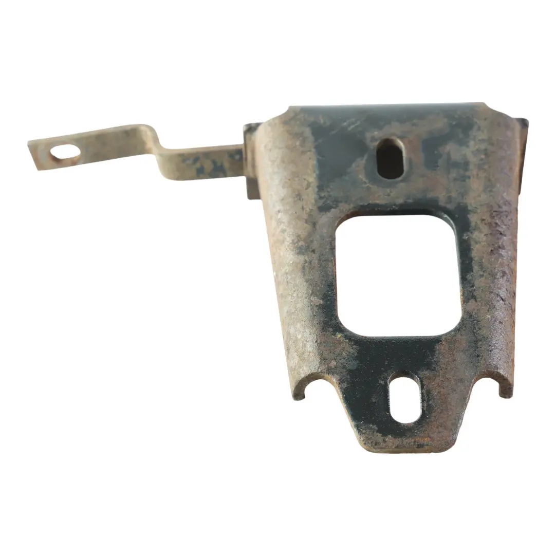 Support Attelage Remorquage Droit pour Mercedes W163 à propos du numéro de pièce A1638900116 Mercedes W163 Support Attelage Remorquage Droit - SKU A1638900116-1 - Numéro de pièce A1638900116