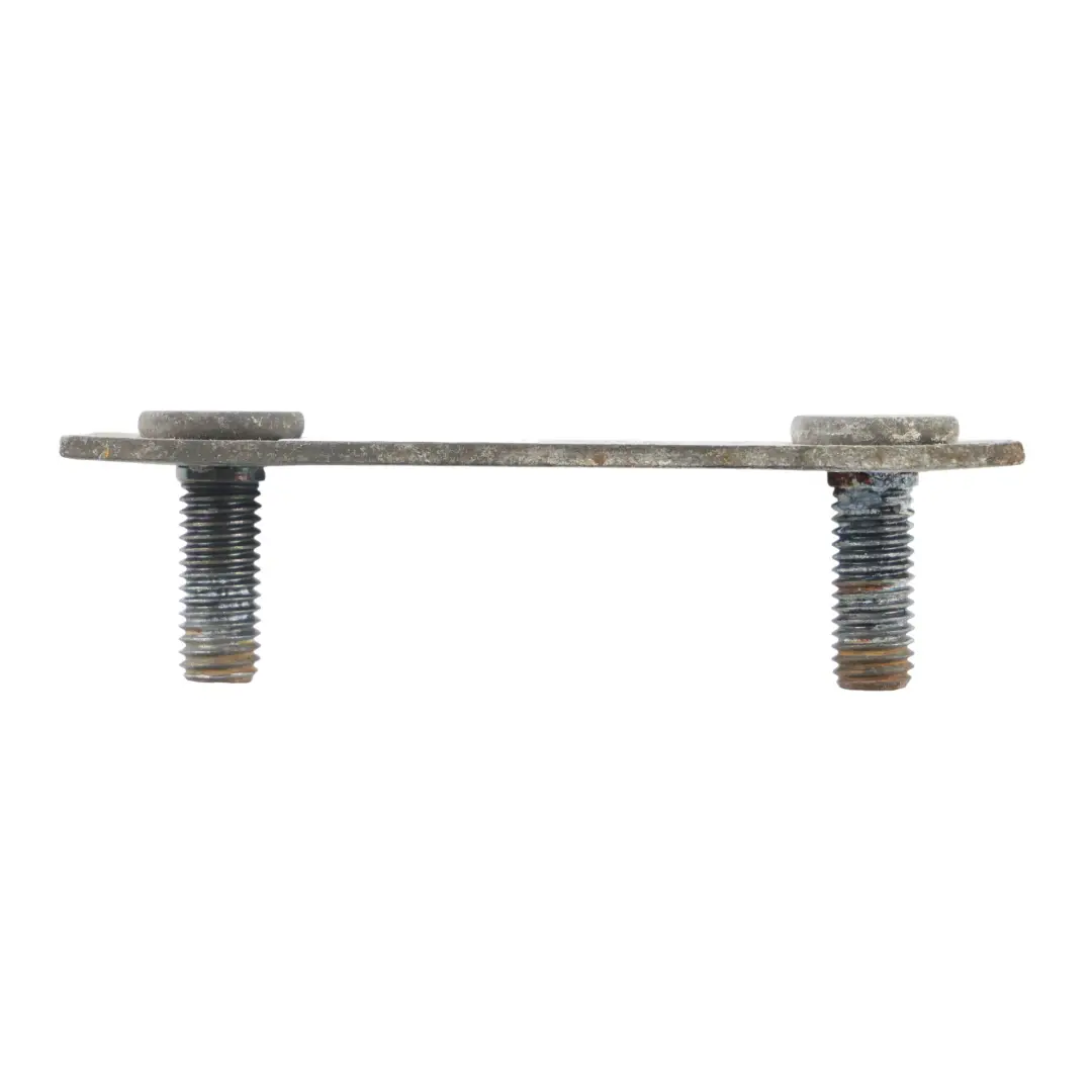 Soporte Placa Fijación Portaruedas Repuesto Izquierdo para Mercedes W163 con número de pieza A1638900144 Mercedes W163 Soporte Placa Fijación Portaruedas Repuesto Izquierdo - SKU A1638900144 - Número de pieza A1638900144