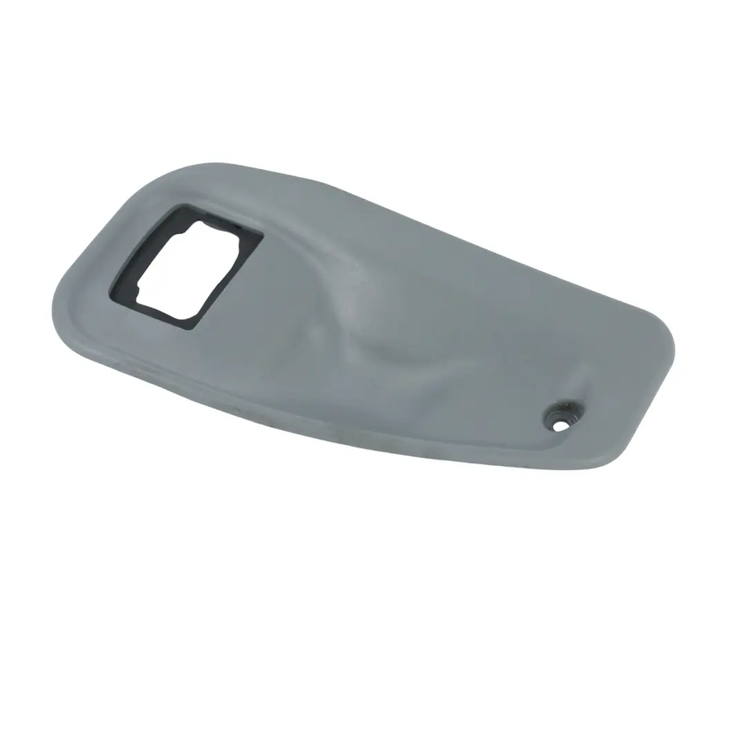 Garniture Panneau Latéral Siège Arrière Droit pour Mercedes W163 à propos du numéro de pièce A1639243237 Mercedes W163 Garniture Panneau Latéral Siège Arrière Droit - SKU A1639243237 - Numéro de pièce A1639243237