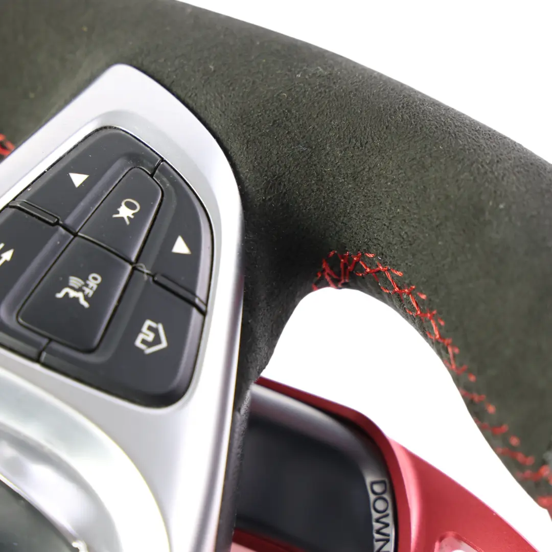 Mercedes C117 W176 AMG Volant NOUVEAU Cuir Noir Alcantara - SKU A1664601518-2 - Numéro de pièce A1664601518