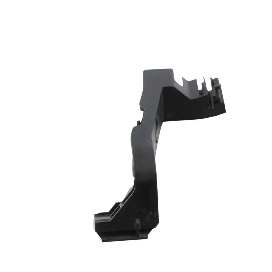 Supporto Maniglia Porta Posteriore Sinistra per Mercedes W166 con numero di parte A1667330114 Mercedes W166 Supporto Maniglia Porta Posteriore Sinistra - SKU A1667330114 - Numero di parte A1667330114