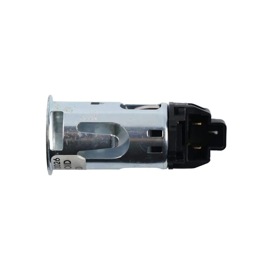 Presa Corrente 12V per Mercedes W169 W245 W447 W906 con numero di parte A1698200351 Mercedes W169 W245 W447 W906 Presa Corrente 12V - SKU A1698200351 - Numero di parte A1698200351