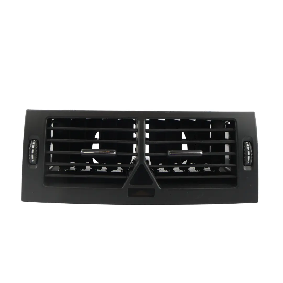 Grille d'aération centrale du tableau de bord pour Mercedes A B W169 W245 à propos du numéro de pièce A1698300054 Mercedes A B W169 W245 Grille d'aération centrale du tableau de bord - SKU A1698300054 - Numéro de pièce A1698300054