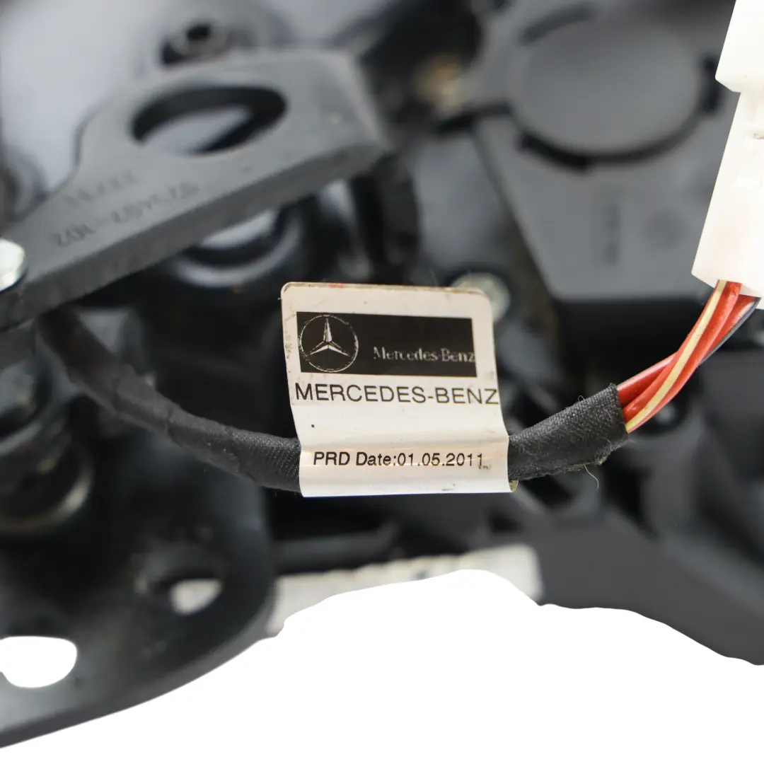 Folding Roof Hinge Actuator Motor Left N/S to Mercedes SLK R172 with Part number A1728208510 Mercedes SLK R172 Folding Roof Hinge Actuator Motor Left N/S - SKU A1728208510 - Part number A1728208510