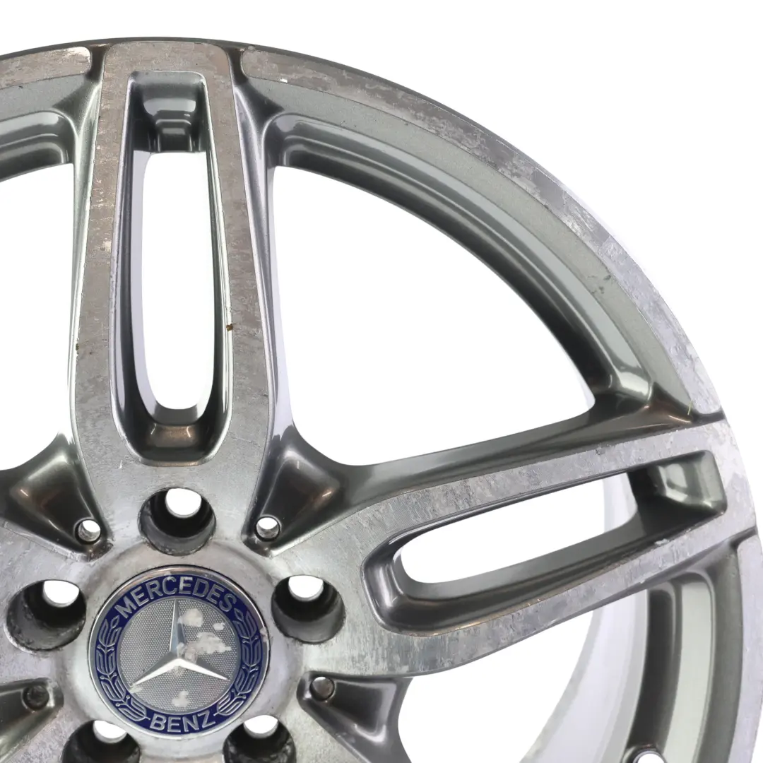 Llanta de aleación AMG 18" ET:52 7,5J 5 Radios dobles para Mercedes W176 con número de pieza A1764010700 Mercedes W176 Llanta de aleación AMG 18" ET:52 7,5J 5 Radios dobles - SKU A1764010700-1 - Número de pieza A1764010700