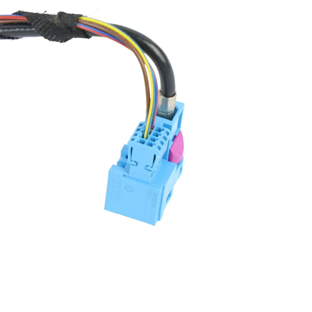 A45 Cablaggio Scatola Multimediale per Mercedes W176 con numero di parte A1765401101 Mercedes W176 A45 Cablaggio Scatola Multimediale - SKU A1765401101 - Numero di parte A1765401101