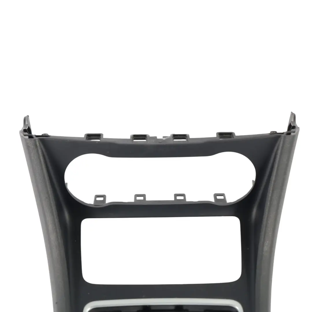 A-Klasse W176 Mittelkonsole Blende Verkleidung für Mercedes mit Teilenummer A1766800871 Mercedes A-Klasse W176 Mittelkonsole Blende Verkleidung - SKU A1766800871 - Teilenummer A1766800871