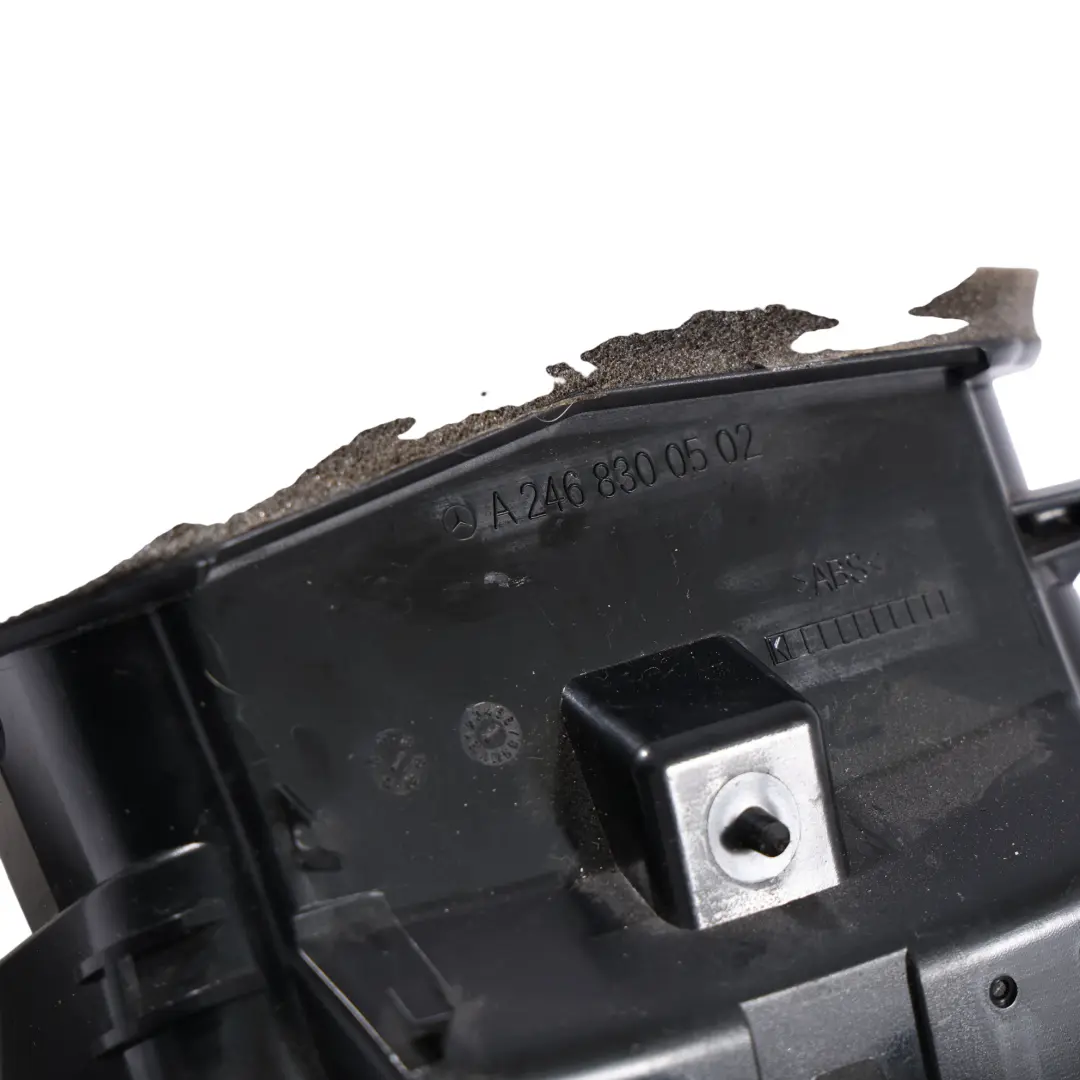 Mercedes W176 Mittelkonsole Hinten Gehäuse Aschenbecher Luftdüse - SKU A1766801050-4 - Teilenummer A1766801050