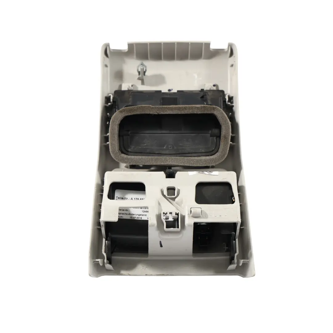 Mercedes W176 Obudowa Konsoli Środkowej Kratka Nawiewu Tylna - SKU A1766801050-4 - Numer Części A1766801050