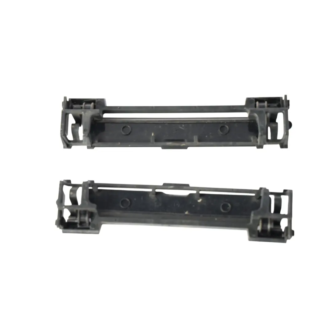 Mercedes W176 Zaślepki Mocowania Relingów Dachowych Prawe Zestaw - SKU A1766900682-1 - Numer Części A1766900682