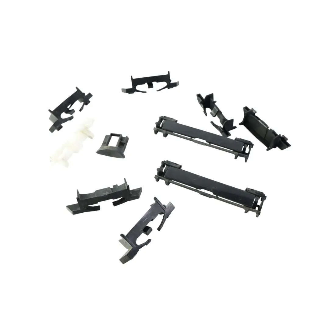 Mercedes W176 Clips Rail Toit Support Cache Bouchon Montage Gauche Set - SKU A1766900782-2 - Numéro de pièce A1766900782