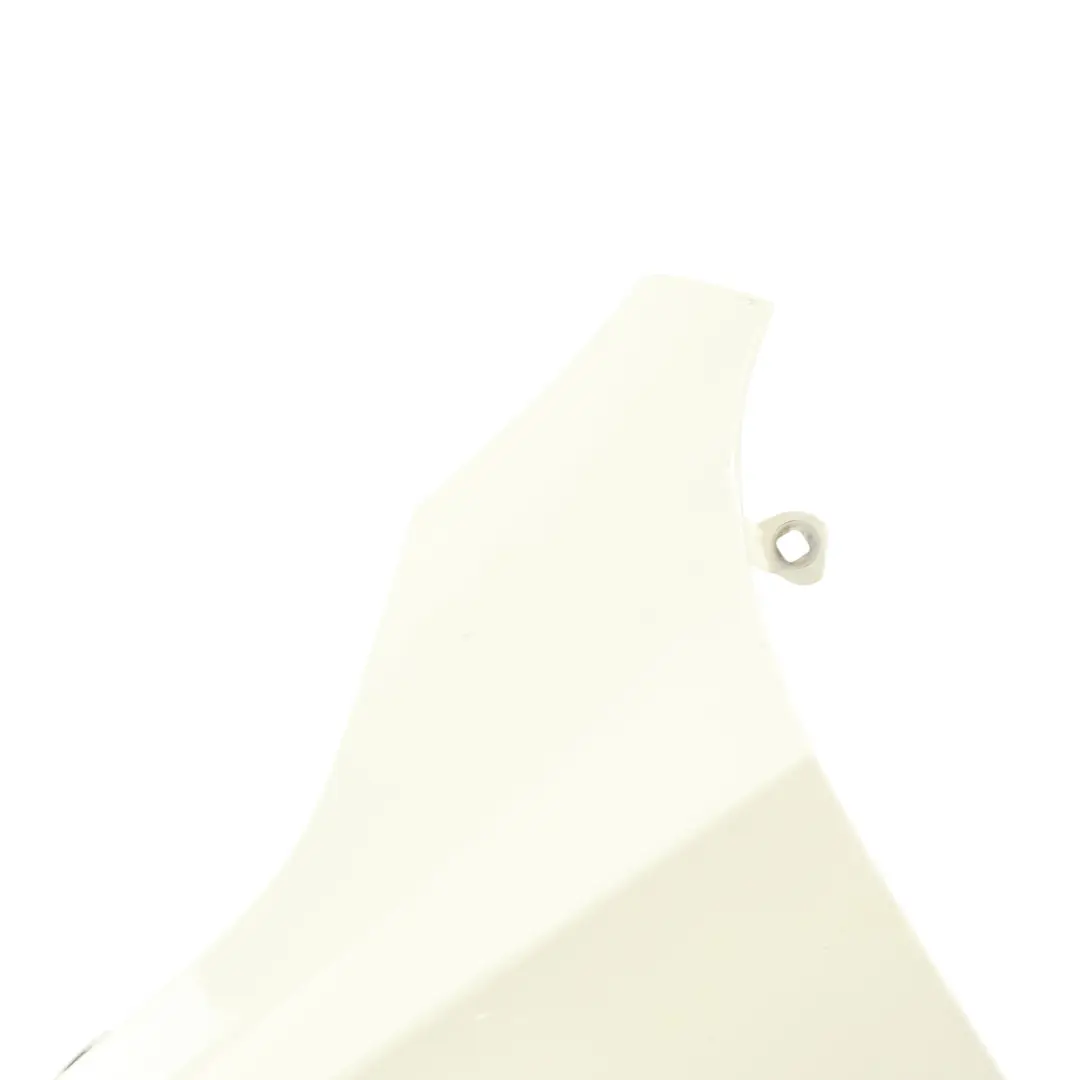 Mercedes W176 Panel Lateral Guardabarros Delantero Izquierdo Blanco Calcita - SKU A1768810101-CW - Número de pieza A1768810101