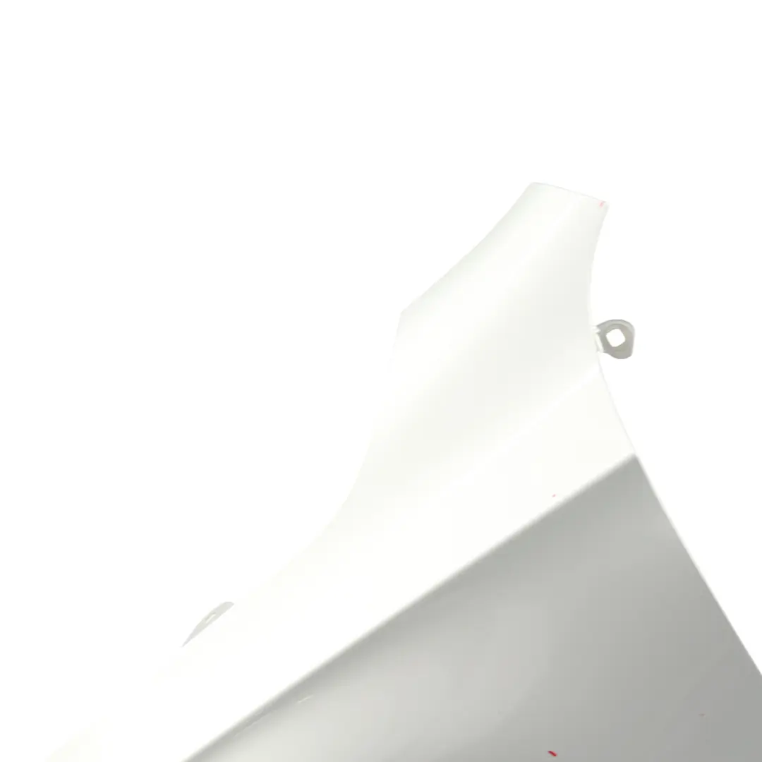 Mercedes W176 Couvercle garniture panneau d'aile avant gauche Polar Silver 761 - SKU A1768810101-PLS - Numéro de pièce A1768810101