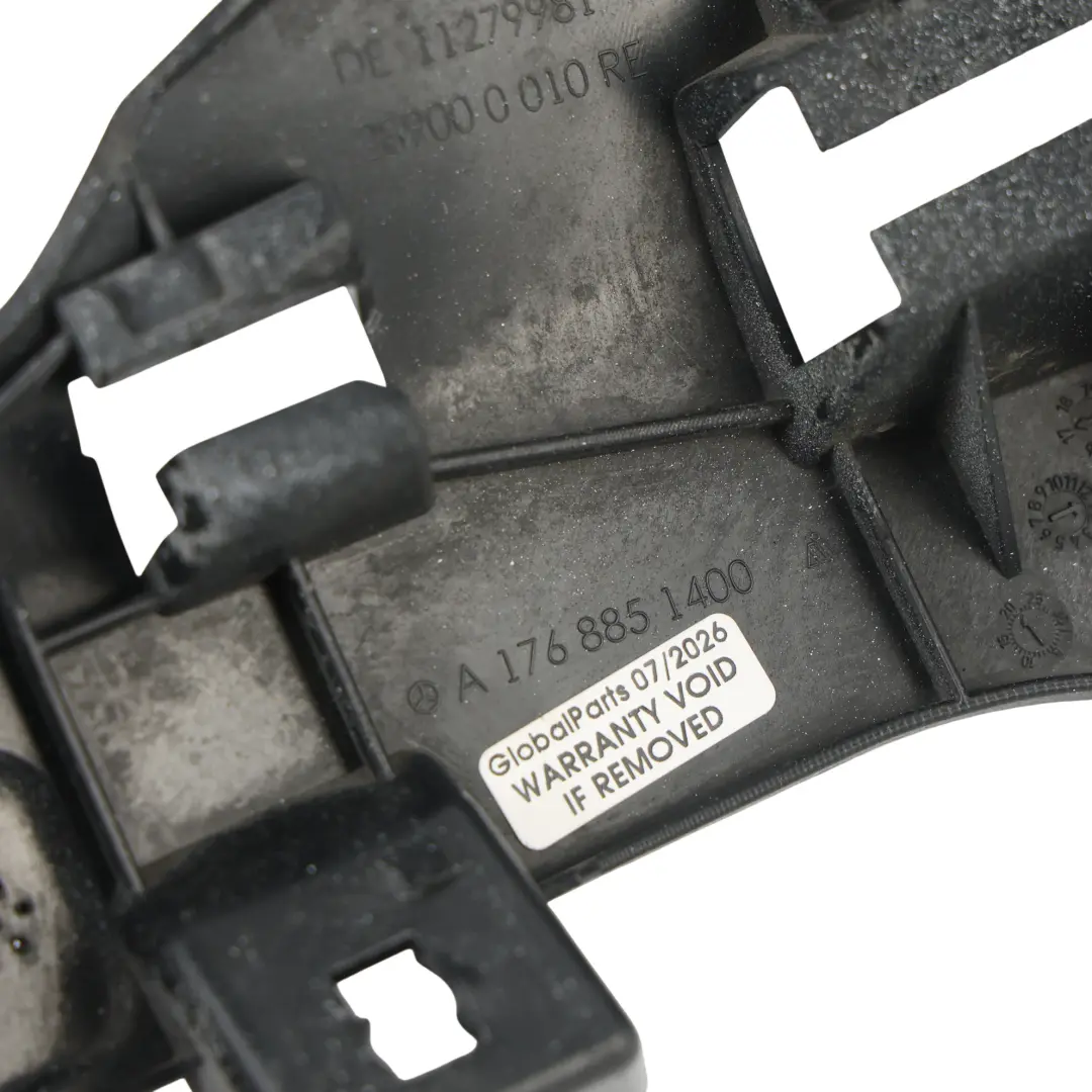Lewy Ślizg Zderzaka Przedniego do Mercedes W176 o numerze A1768851400 Mercedes W176 Lewy Ślizg Zderzaka Przedniego - SKU A1768851400 - Numer Części A1768851400