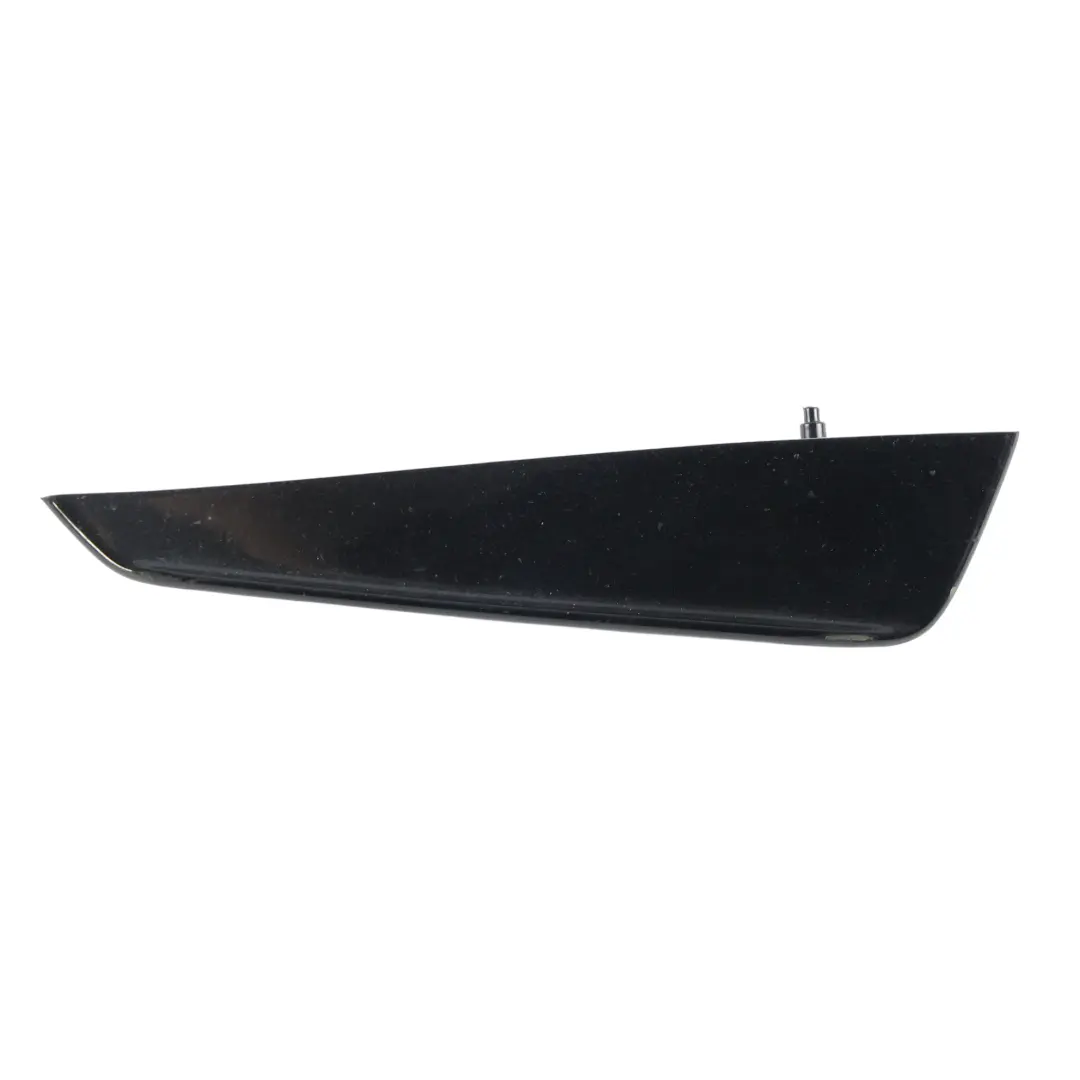 Mercedes W176 Spoiler Lateral Parachoques Delantero Superior Derecho - SKU A1768858200 - Número de pieza A1768858200
