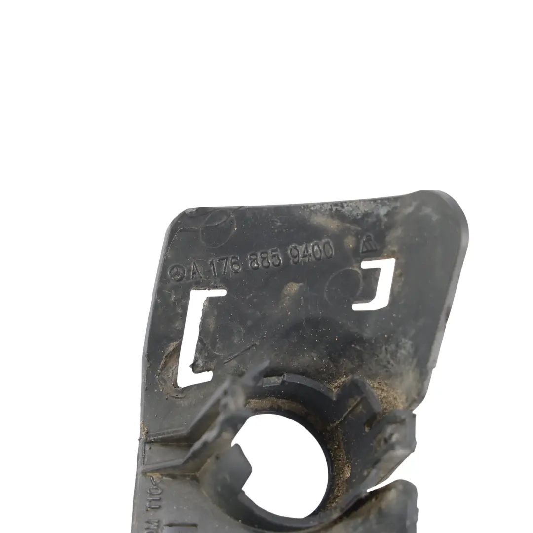Supporto Staffa Copertura Paraurti Anteriore per Mercedes W176 con numero di parte A1768859400 Mercedes W176 Supporto Staffa Copertura Paraurti Anteriore - SKU A1768859400 - Numero di parte A1768859400