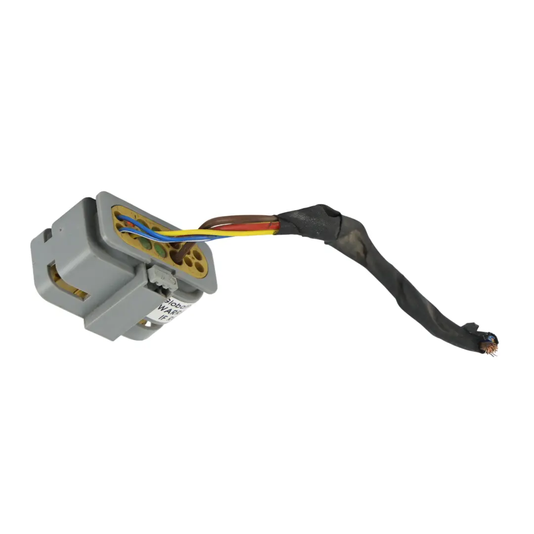 Wiązka Kabli Reflektora LED Przedni Prawy do Mercedes W176 o numerze A1769069200 Mercedes W176 Wiązka Kabli Reflektora LED Przedni Prawy - SKU A1769069200-2 - Numer Części A1769069200