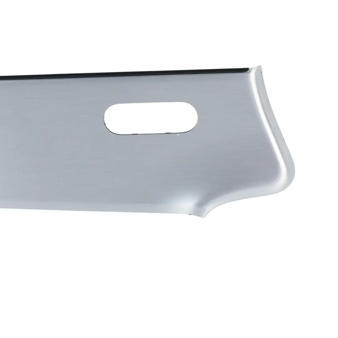 Mercedes W177 Garniture Intérieure Porte Avant Gauche Argent - SKU A1777202901 - Numéro de pièce A1777202901
