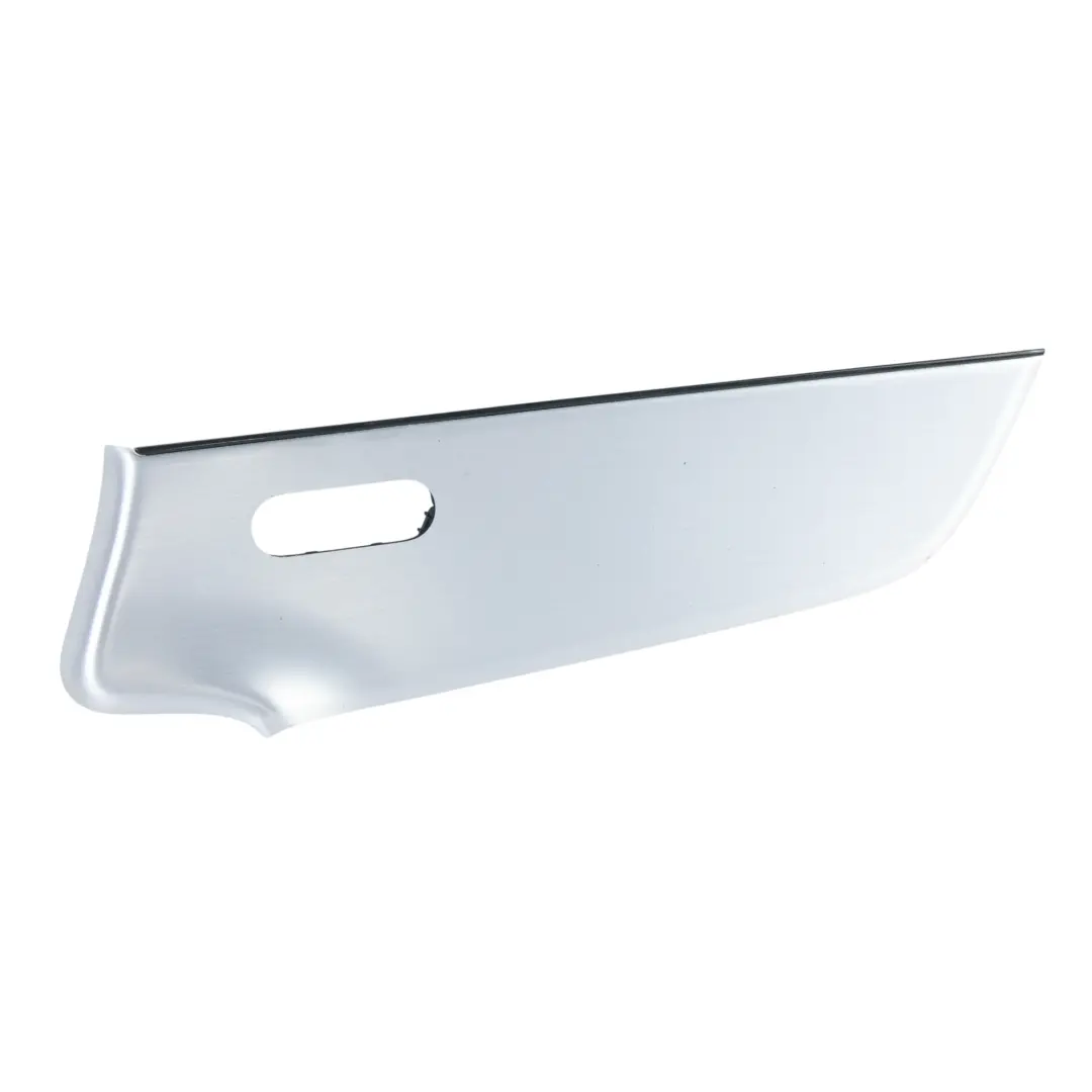 Mercedes W177 Garniture Intérieure Porte Avant Droite Argent - SKU A1777203001 - Numéro de pièce A1777203001