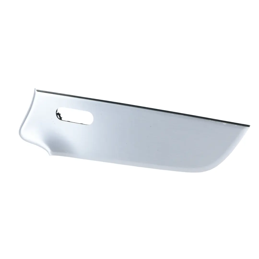 Mercedes W177 Panel Moldura Puerta Delantera Derecha Plata - SKU A1777203001 - Número de pieza A1777203001