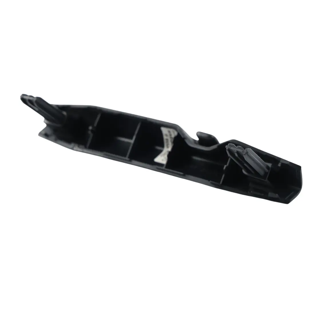 Kofferraum Heckklappe Zierleiste Halterung Links für Mercedes W177 mit Teilenummer A1777430300 Mercedes W177 Kofferraum Heckklappe Zierleiste Halterung Links - SKU A1777430300 - Teilenummer A1777430300