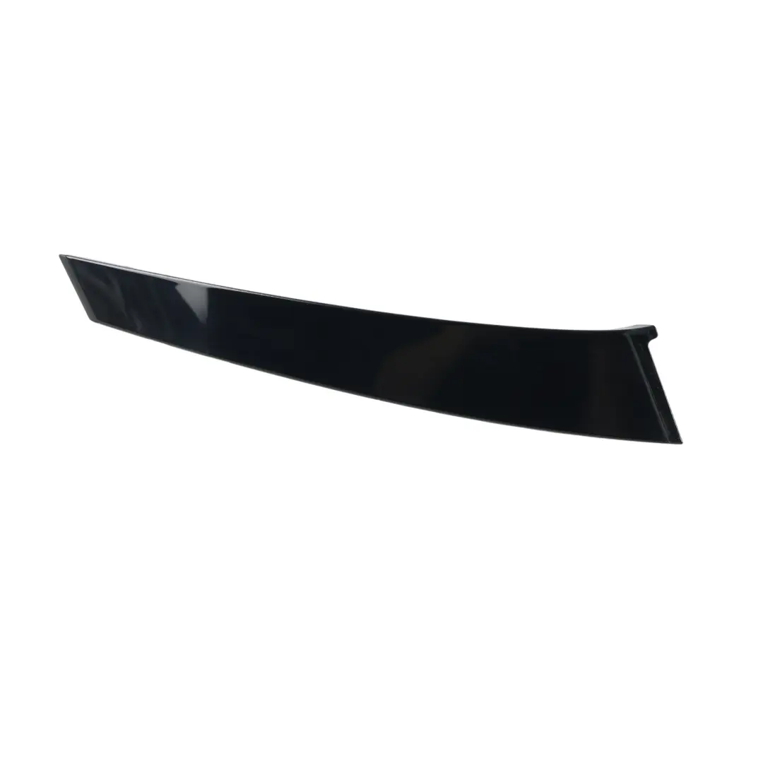 Moldura Ventana Lateral Trasera Derecha para Mercedes W203 Coupe con número de pieza A2036702287 Mercedes W203 Coupe Moldura Ventana Lateral Trasera Derecha - SKU A2036702287 - Número de pieza A2036702287