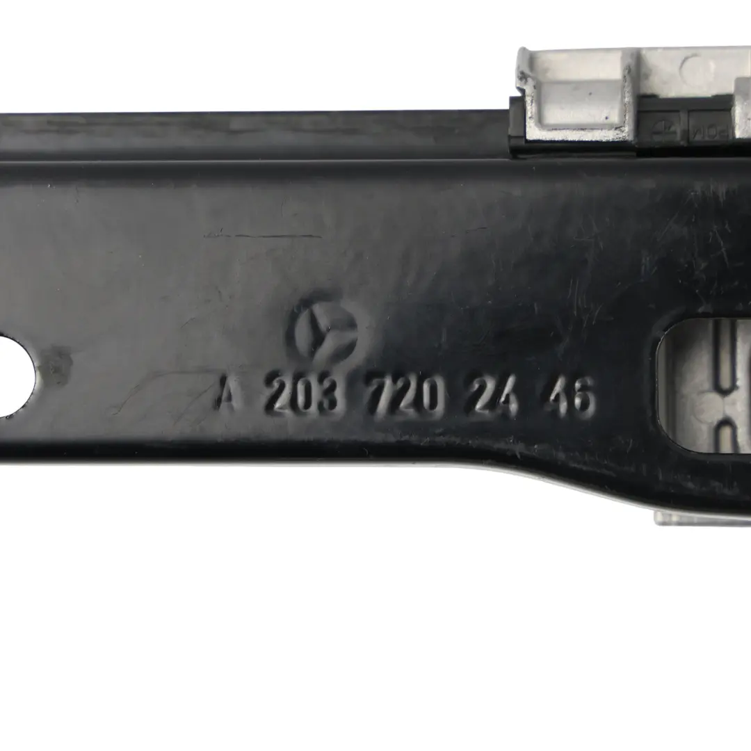 Window Regulator Lifter Motor Front Right O/S to Mercedes S203 with Part number A2037202446 Mercedes S203 Window Regulator Lifter Motor Front Right O/S - SKU A2037202446 - Part number A2037202446