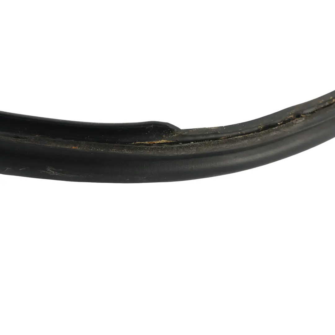 Guarnizione Gomma Portellone Posteriore per Mercedes S203 con numero di parte A2037400478 Mercedes S203 Guarnizione Gomma Portellone Posteriore - SKU A2037400478 - Numero di parte A2037400478