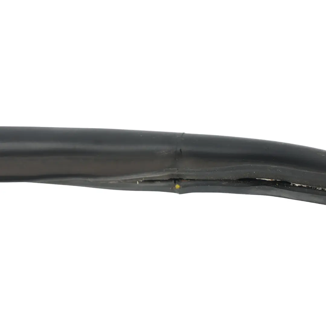 Heckklappe Dichtung Gummi für Mercedes S203 mit Teilenummer A2037400478 Mercedes S203 Heckklappe Dichtung Gummi - SKU A2037400478 - Teilenummer A2037400478