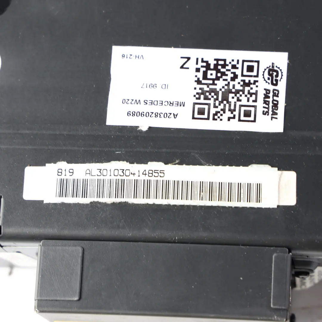 Cargador Cambiador CD A0028206289 para Mercedes W203 C209 C215 W163 W220 W639 con número de pieza A2038209089 Mercedes W203 C209 C215 W163 W220 W639 Cargador Cambiador CD A0028206289 - SKU A2038209089 - Número de pieza A2038209089