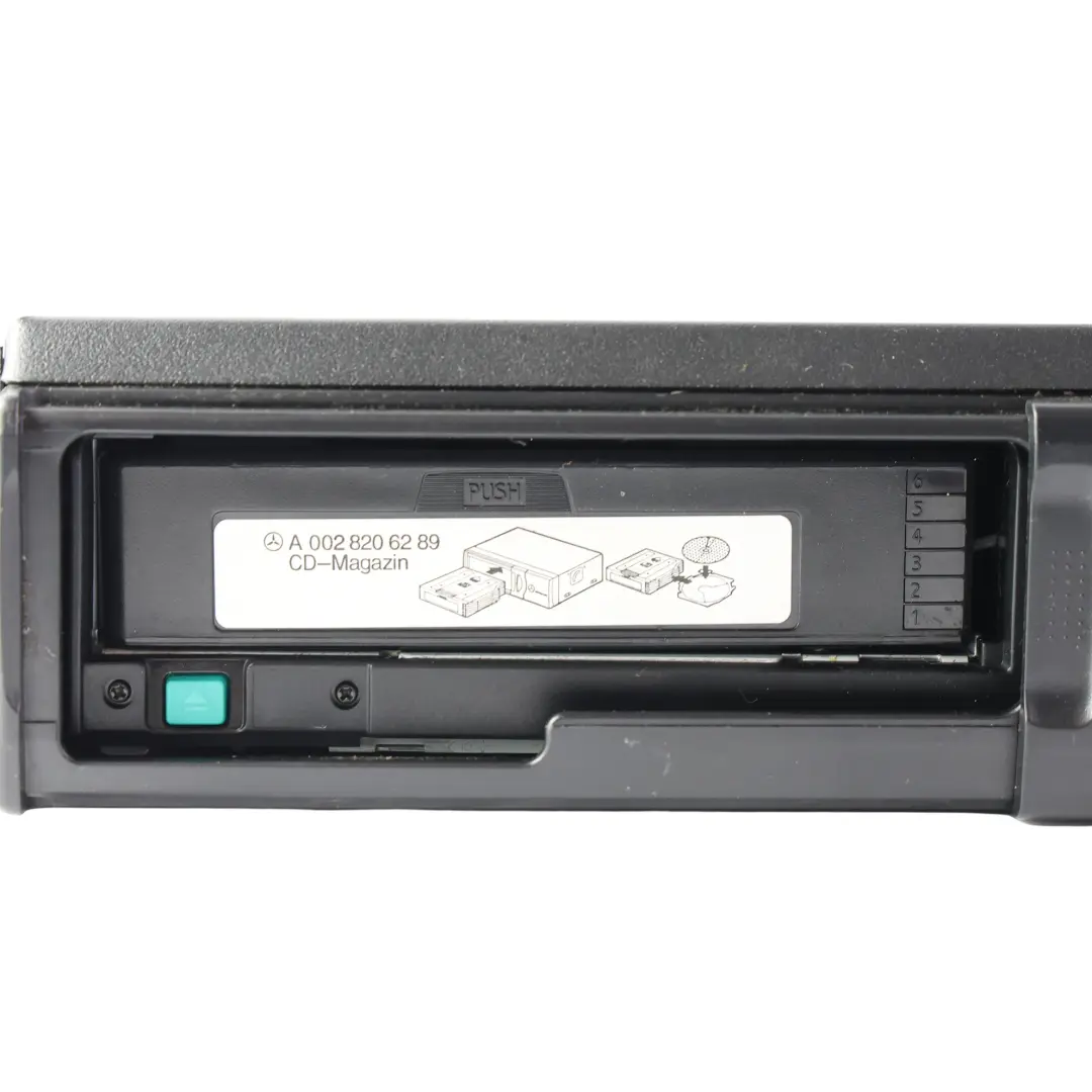Cambia CD 6 Dischi Con Caricatore per Mercedes W203 W209 W639 con numero di parte A2038703339 Mercedes W203 W209 W639 Cambia CD 6 Dischi Con Caricatore - SKU A2038703339 - Numero di parte A2038703339