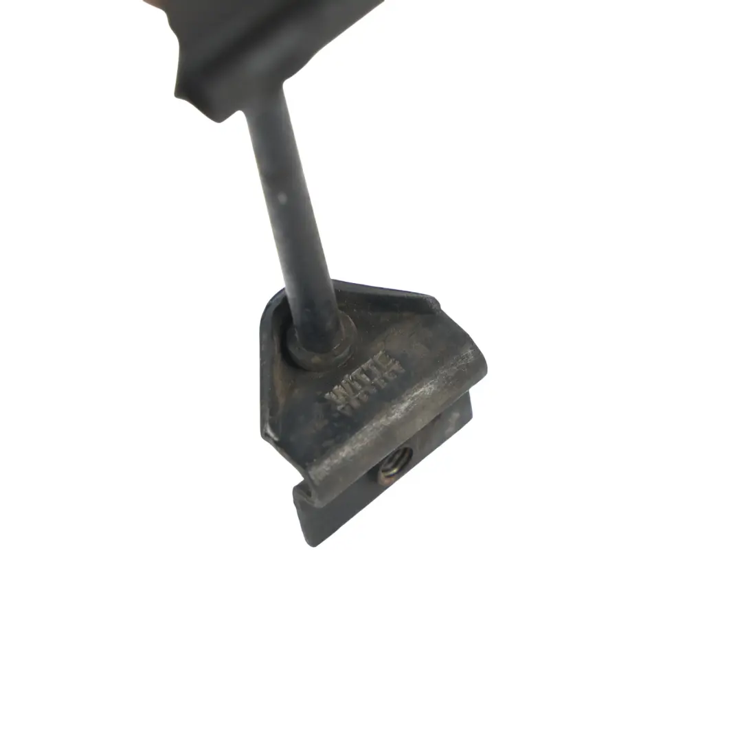 Gancho Retención Soporte Radiador para Mercedes W164 W203 C209 W251 C219 con número de pieza A2038800064 Mercedes W164 W203 C209 W251 C219 Gancho Retención Soporte Radiador - SKU A2038800064 - Número de pieza A2038800064