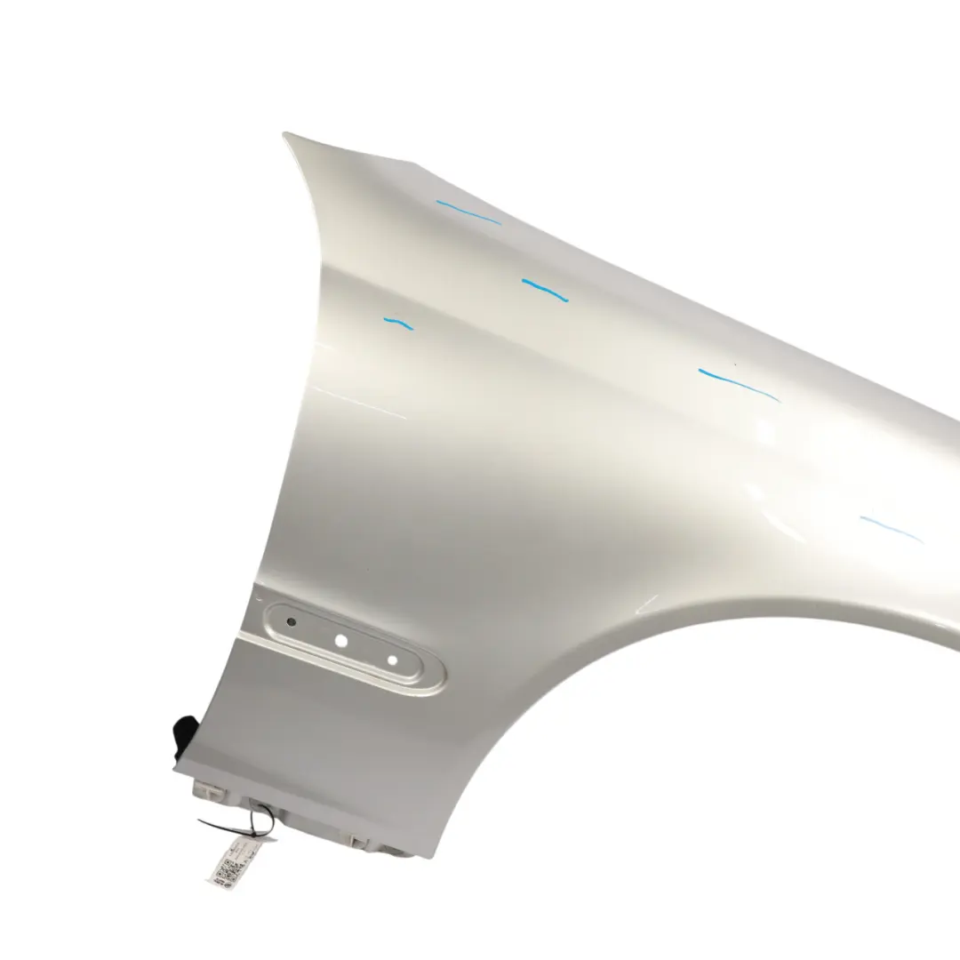  Panneau Latéral Mercedes W203 Aile Avant Droite Arrière Brilliant Silver - 744 - SKU A2038800218-BRS - Numéro de pièce A2038800218