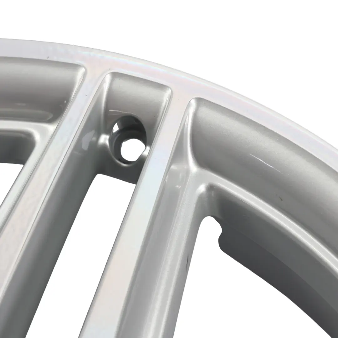 Cerchio Lega Post. 18" Doppia Razza 8,5J ET:54 A2044014202 per Mercedes W204 con numero di parte A2044014202-SET Mercedes W204 Cerchio Lega Post. 18" Doppia Razza 8,5J ET:54 A2044014202 - SKU A2044014202-SET - Numero di parte A2044014202-SET