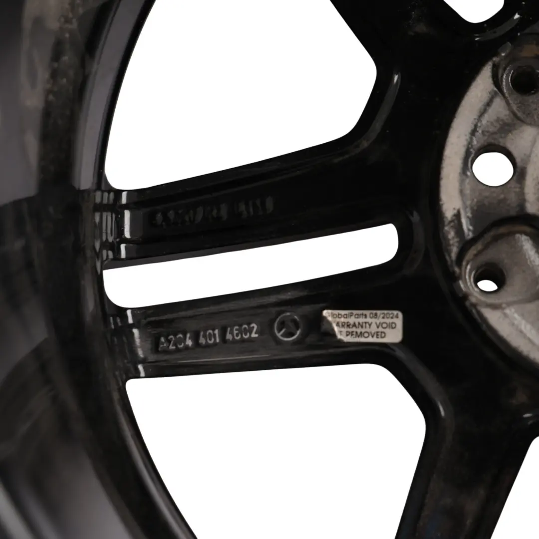 Felga Aluminiowa 6-Dwuramienna 17 do Mercedes W204 AMG o numerze A2044014602 Mercedes W204 AMG Felga Aluminiowa 6-Dwuramienna 17 - SKU A2044014602 - Numer Części A2044014602