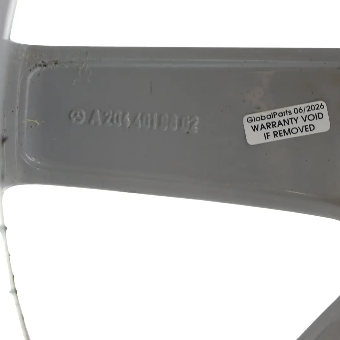 Cerchio in lega anteriore a 7 razze 18" 8J ET:50 per Mercedes W204 con numero di parte A2044019802 Mercedes W204 Cerchio in lega anteriore a 7 razze 18" 8J ET:50 - SKU A2044019802-1 - Numero di parte A2044019802
