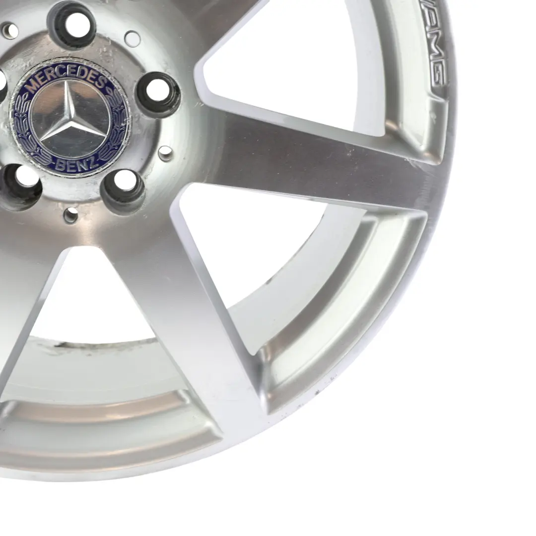 Cerchio in lega anteriore a 7 razze 18" 8J ET:50 per Mercedes W204 con numero di parte A2044019802 Mercedes W204 Cerchio in lega anteriore a 7 razze 18" 8J ET:50 - SKU A2044019802-1 - Numero di parte A2044019802
