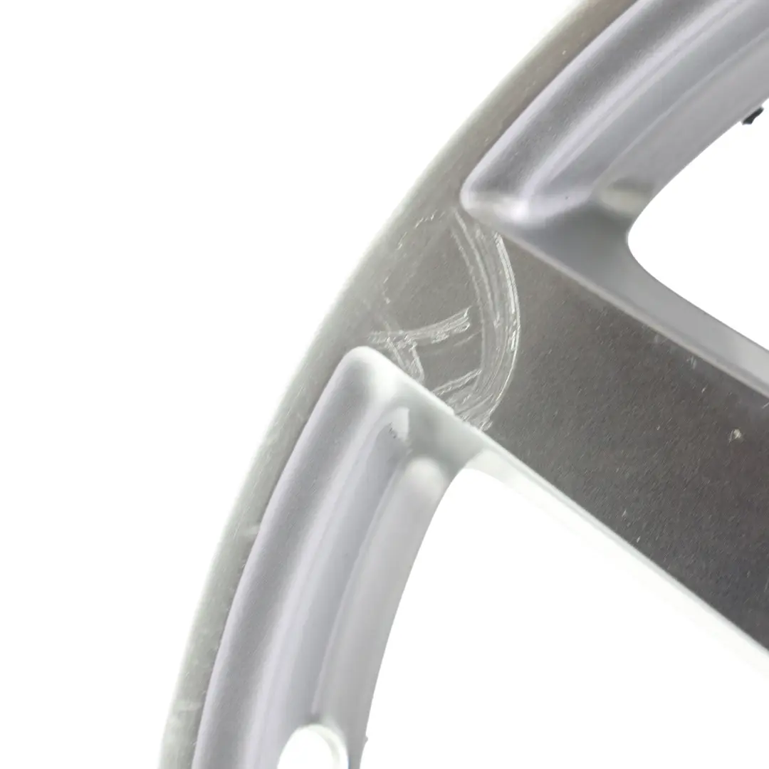 Cerchio in lega anteriore a 7 razze 18" 8J ET:50 per Mercedes W204 con numero di parte A2044019802 Mercedes W204 Cerchio in lega anteriore a 7 razze 18" 8J ET:50 - SKU A2044019802-1 - Numero di parte A2044019802
