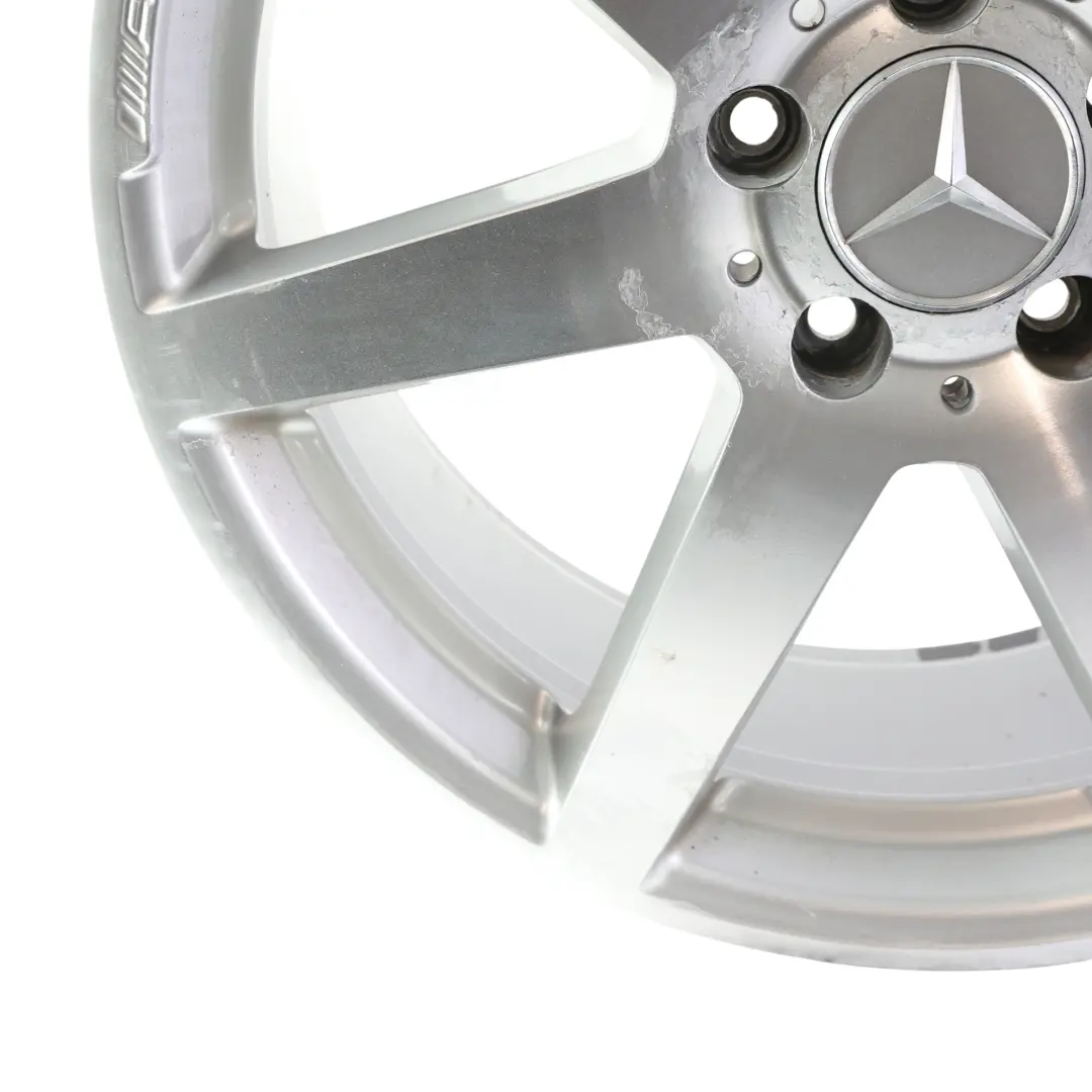 Felga Aluminiowa 18" do Mercedes W204 o numerze A2044019902 Mercedes W204 Felga Aluminiowa 18" - SKU A2044019902-1 - Numer Części A2044019902