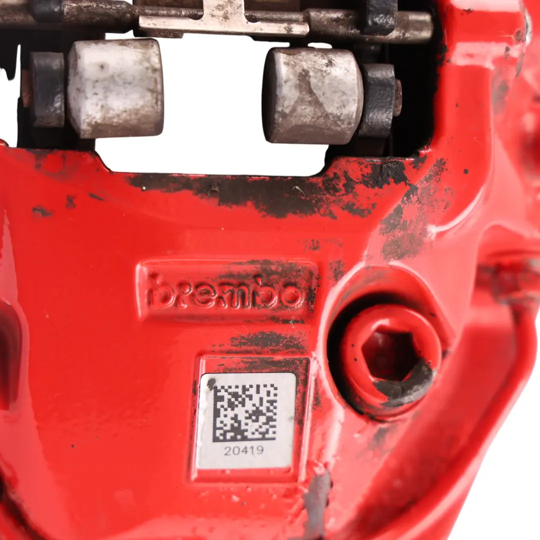 C63 AMG Front Brake Caliper Housing Red Right O/S to Mercedes C204 with Part number A2044212011 Mercedes C204 C63 AMG Front Brake Caliper Housing Red Right O/S - SKU A2044212011 - Part number A2044212011
